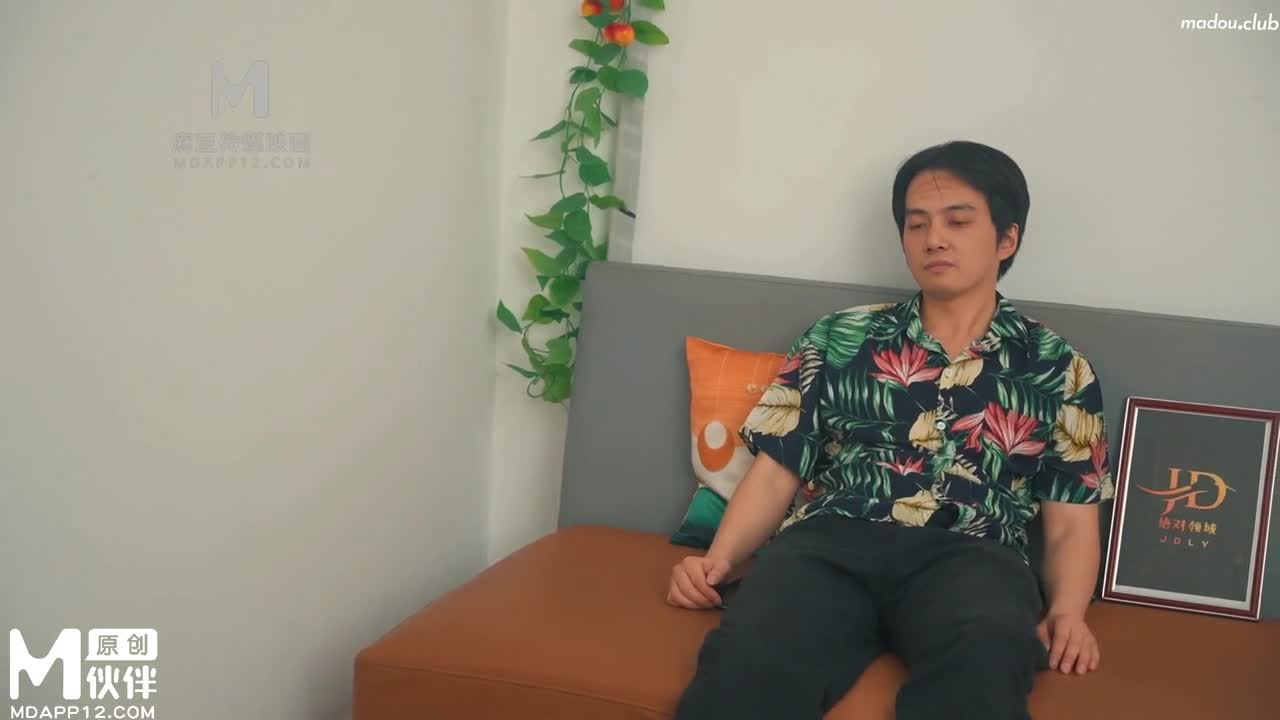 LY058 十秒的插入 解救沉沦的公公