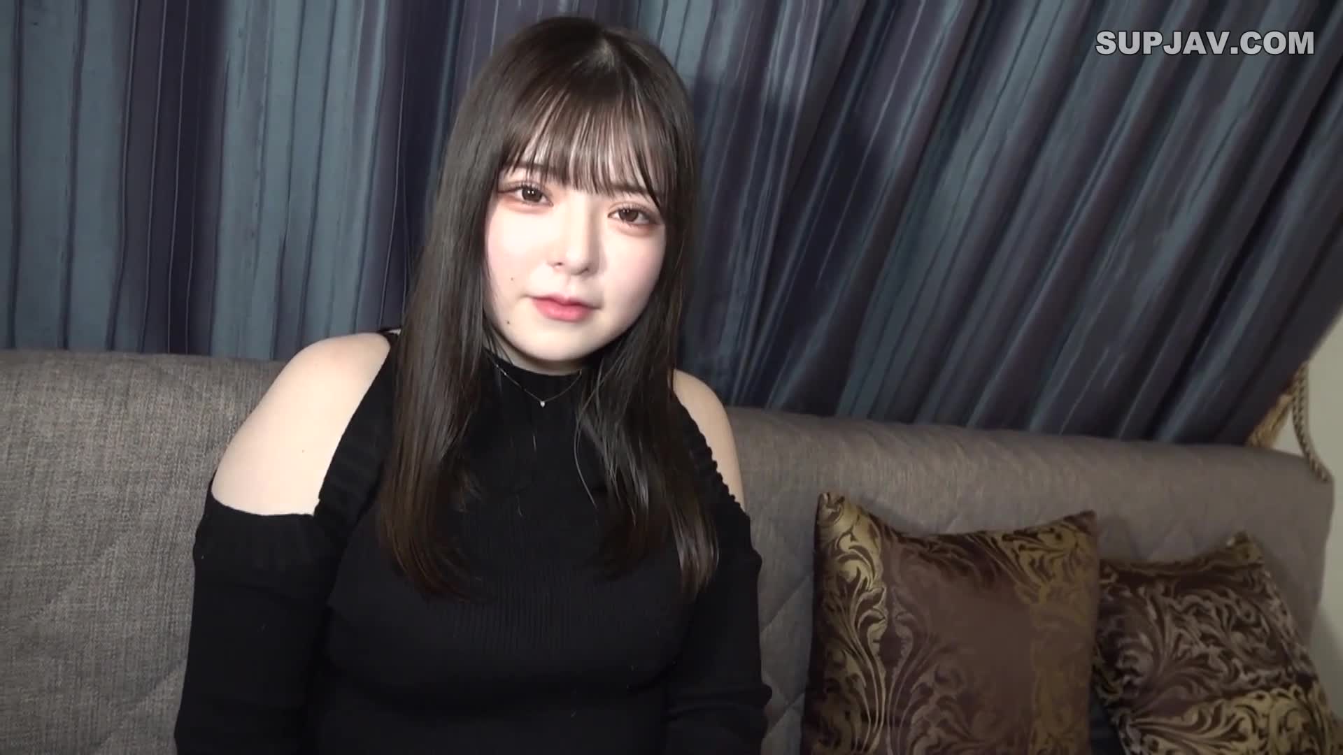 FC2-PPV-4438494 悬崖上的20岁G罩杯口交女