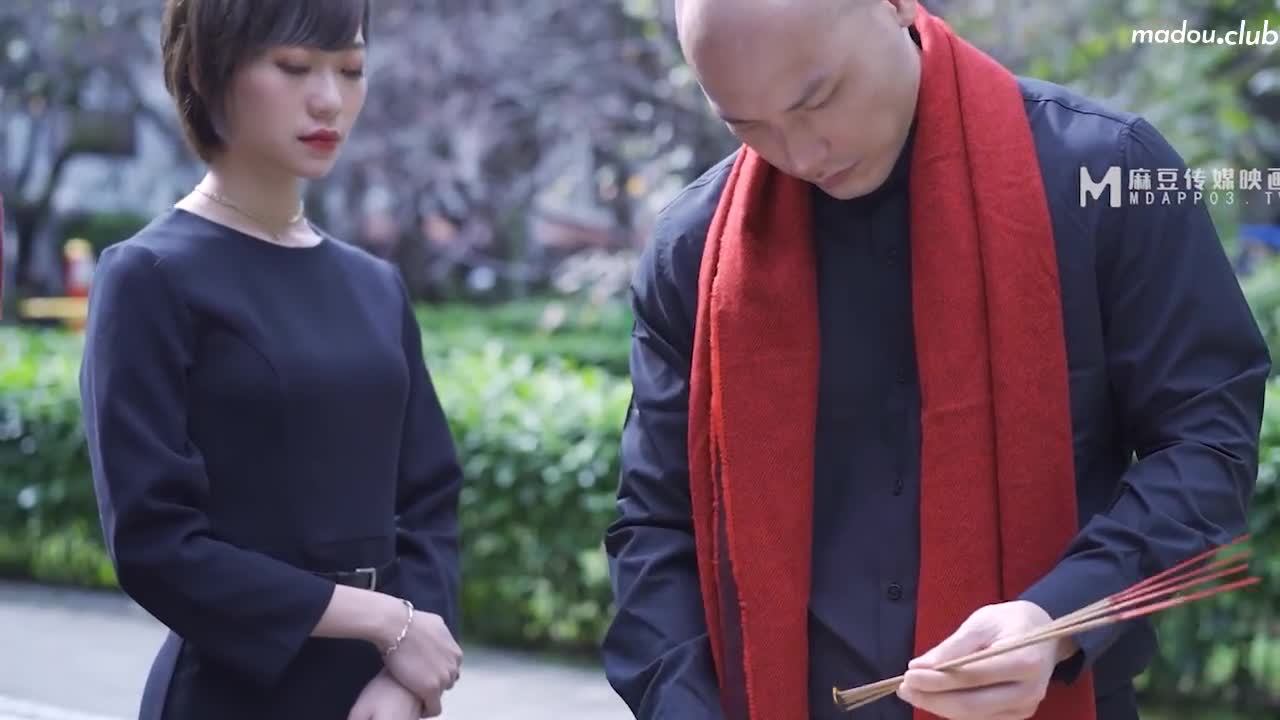 荒诞家族 淫游之春 快感刺激的极致调教