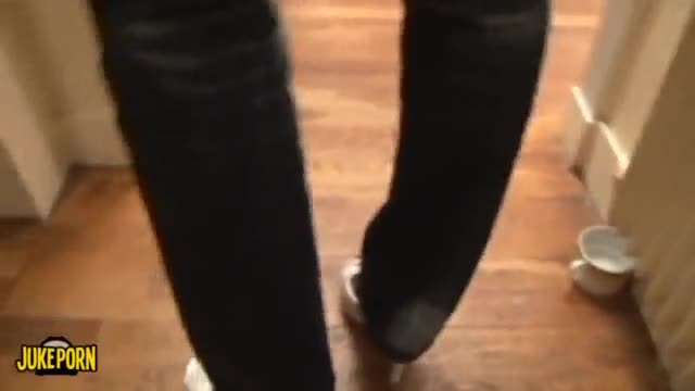 Beautiful blonde, anal casting