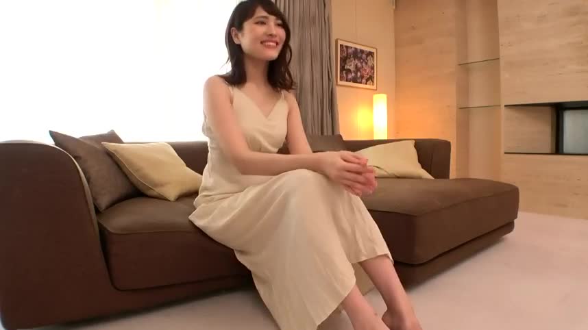 SIRO-4612 【第一枪】【高大修长】【不寻常的美女】在城里路过，会找到S级美牙助理，两次确认。她说全身容易感觉，剧一开场就让漂亮的脸蛋邋遢