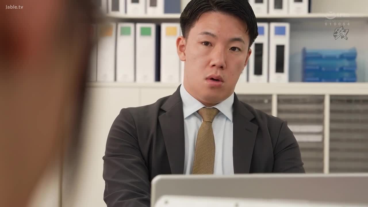 DASS-424 当我把一个没有男朋友的历史的丰满大屁股女人带回家并与她发生性关系时，她的习惯很朴素，但身材却很性感，所以我尽力操她。 森泽佳奈 - 森泽佳奈 (饭冈佳奈子)