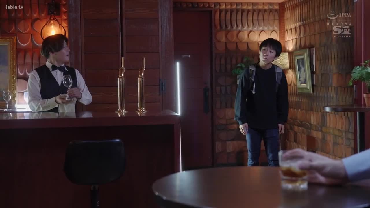 SONE-184 苍井司成为了一位著名 AV 女演员的男朋友，并在 30 天的时间里度过了充满爱和色情的 AV 式性爱。 - 葵司