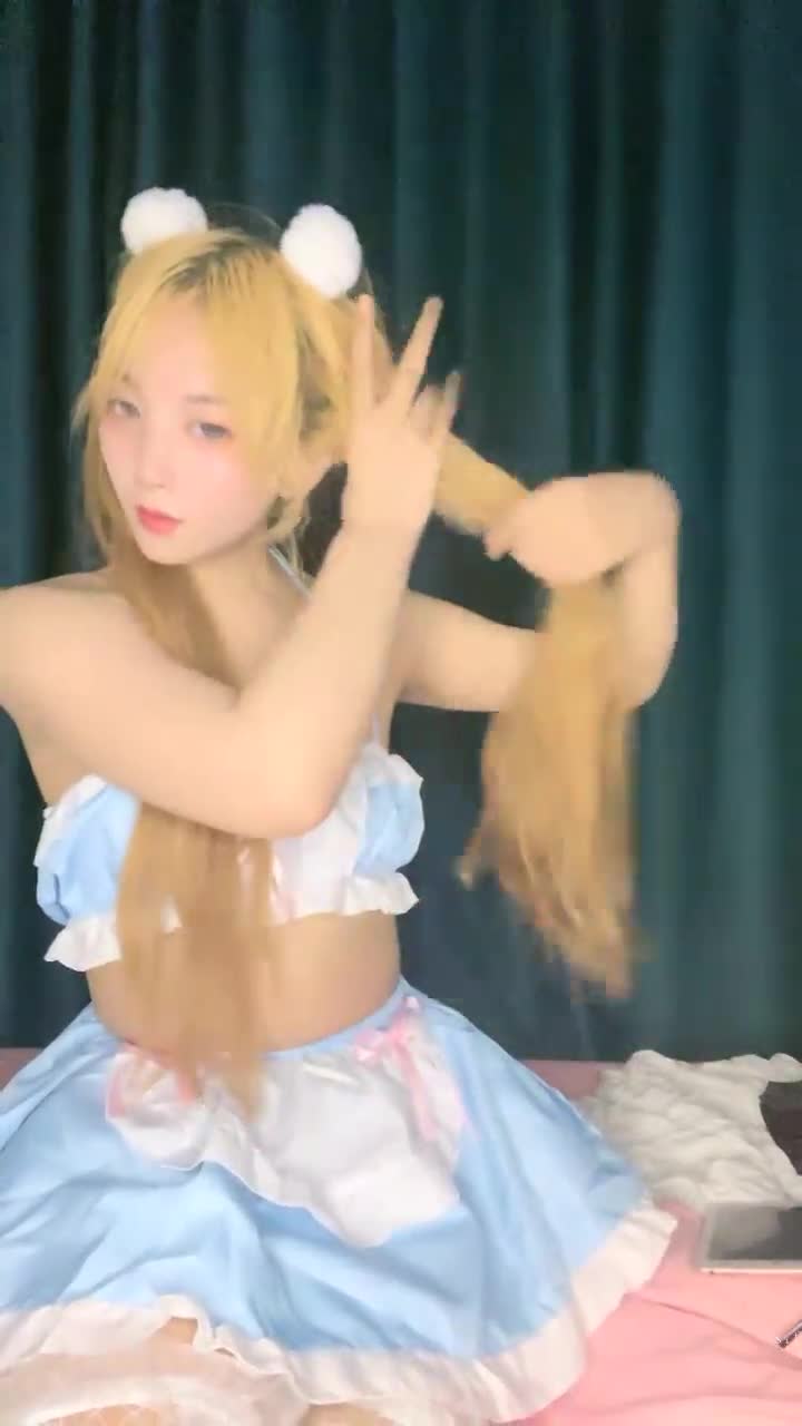 萌妹 #主播 乔宝快喷啊 1