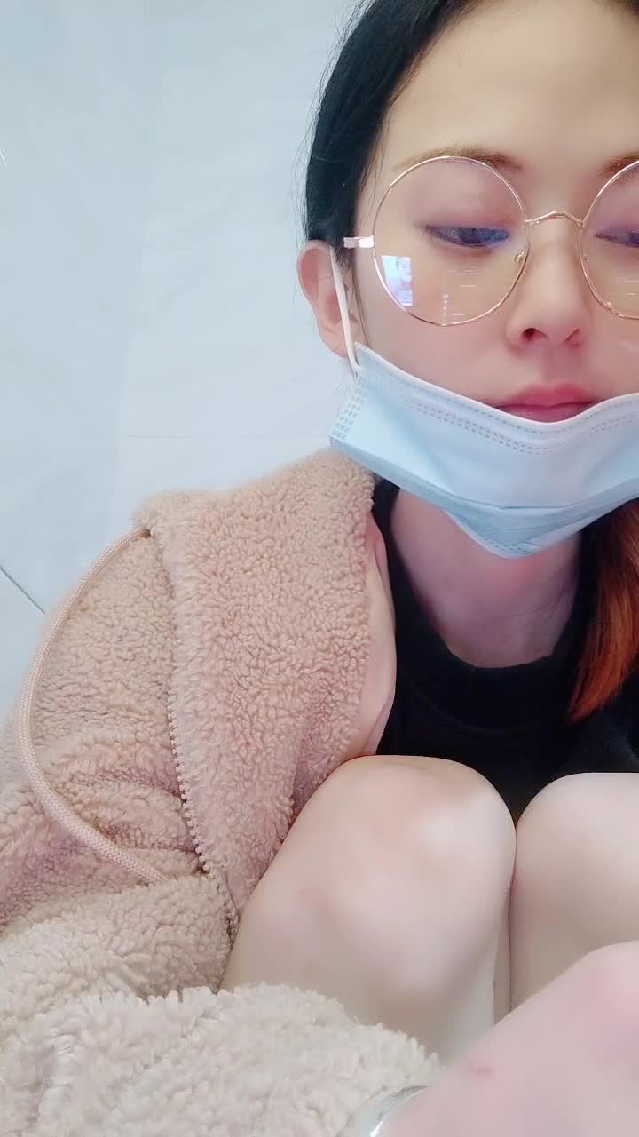 主播小美好身材